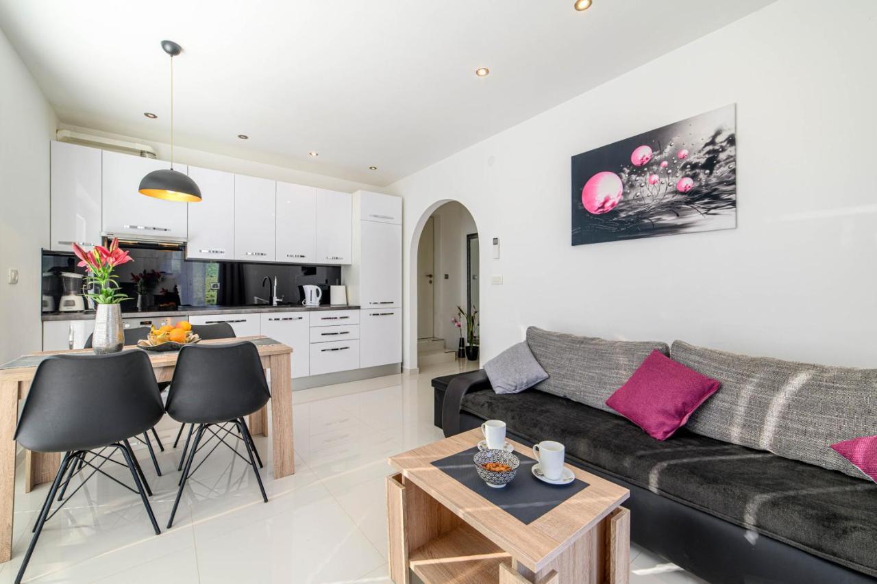 Apartment Jelic Sibenik Bagian luar foto